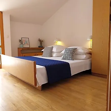 Miodrag Hotel